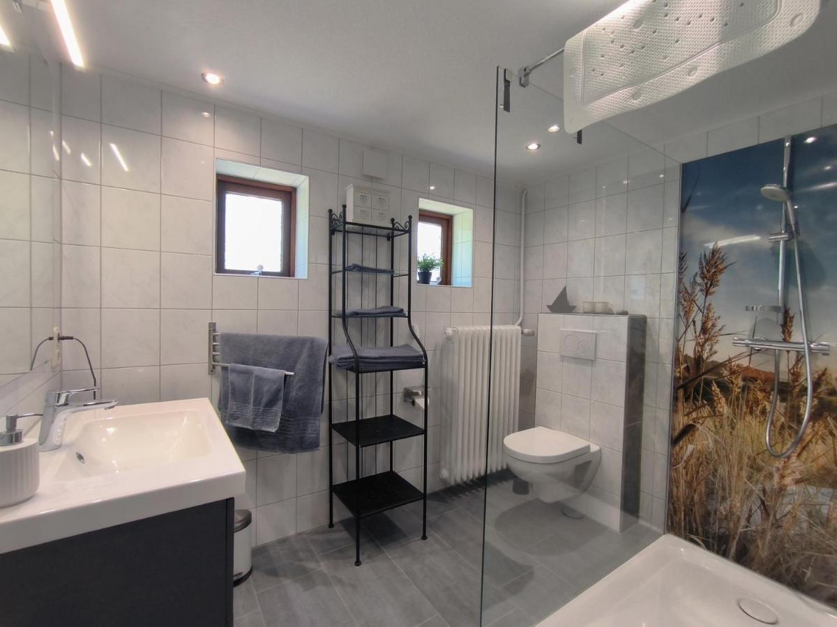 Ferienwohnung Zwischen Den Meeren - Schoene Und Gemuetliche Fewo Mit Garten Dorpstedt Екстер'єр фото