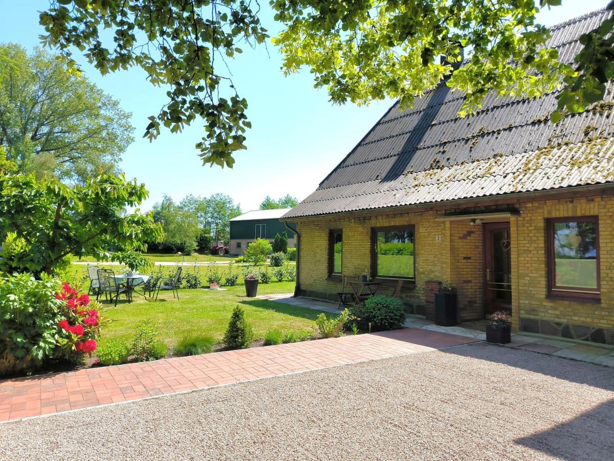 Ferienwohnung Zwischen Den Meeren - Schoene Und Gemuetliche Fewo Mit Garten Dorpstedt Екстер'єр фото