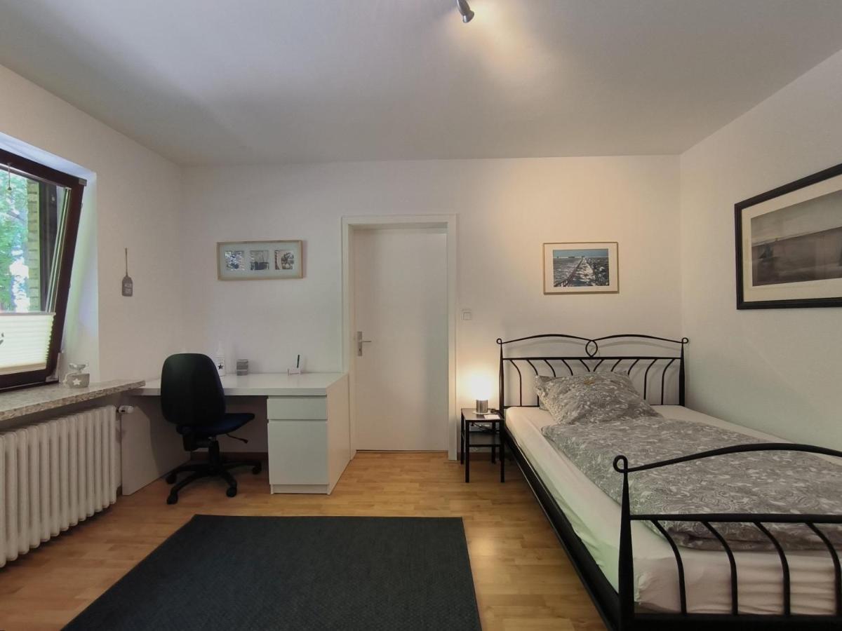 Ferienwohnung Zwischen Den Meeren - Schoene Und Gemuetliche Fewo Mit Garten Dorpstedt Екстер'єр фото