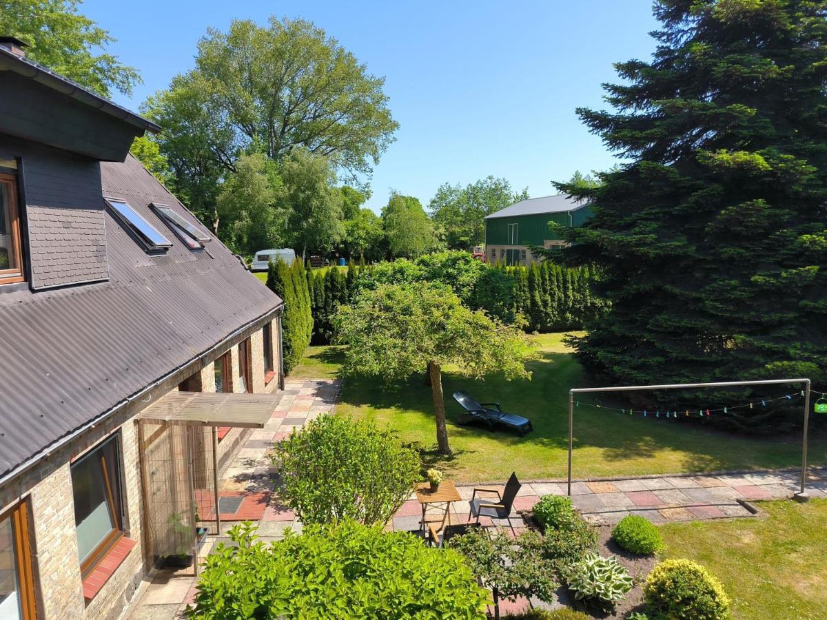 Ferienwohnung Zwischen Den Meeren - Schoene Und Gemuetliche Fewo Mit Garten Dorpstedt Екстер'єр фото